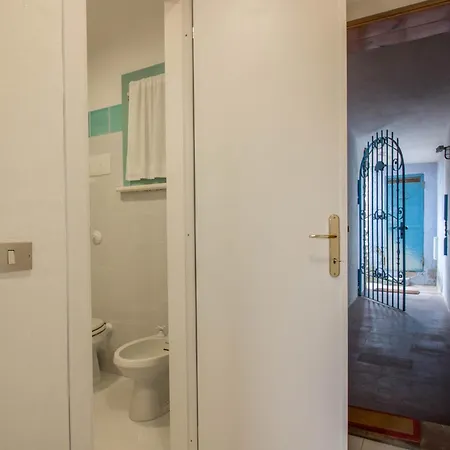 Appartement Sea View With Private Garden And Parking! *