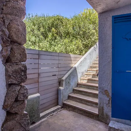 Sea View With Private Garden And Parking! Appartement *