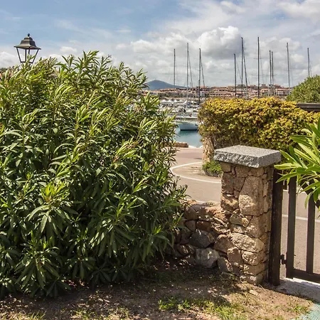Sea View With Private Garden And Parking! Porto Rotondo